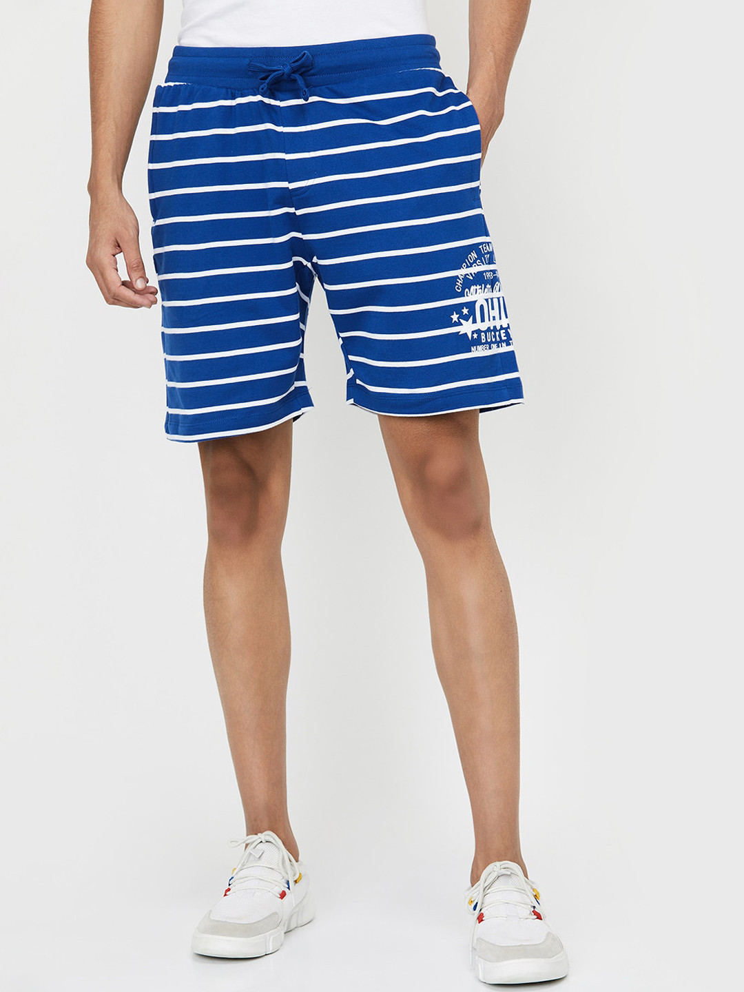 

max Men Blue Striped Cotton Shorts