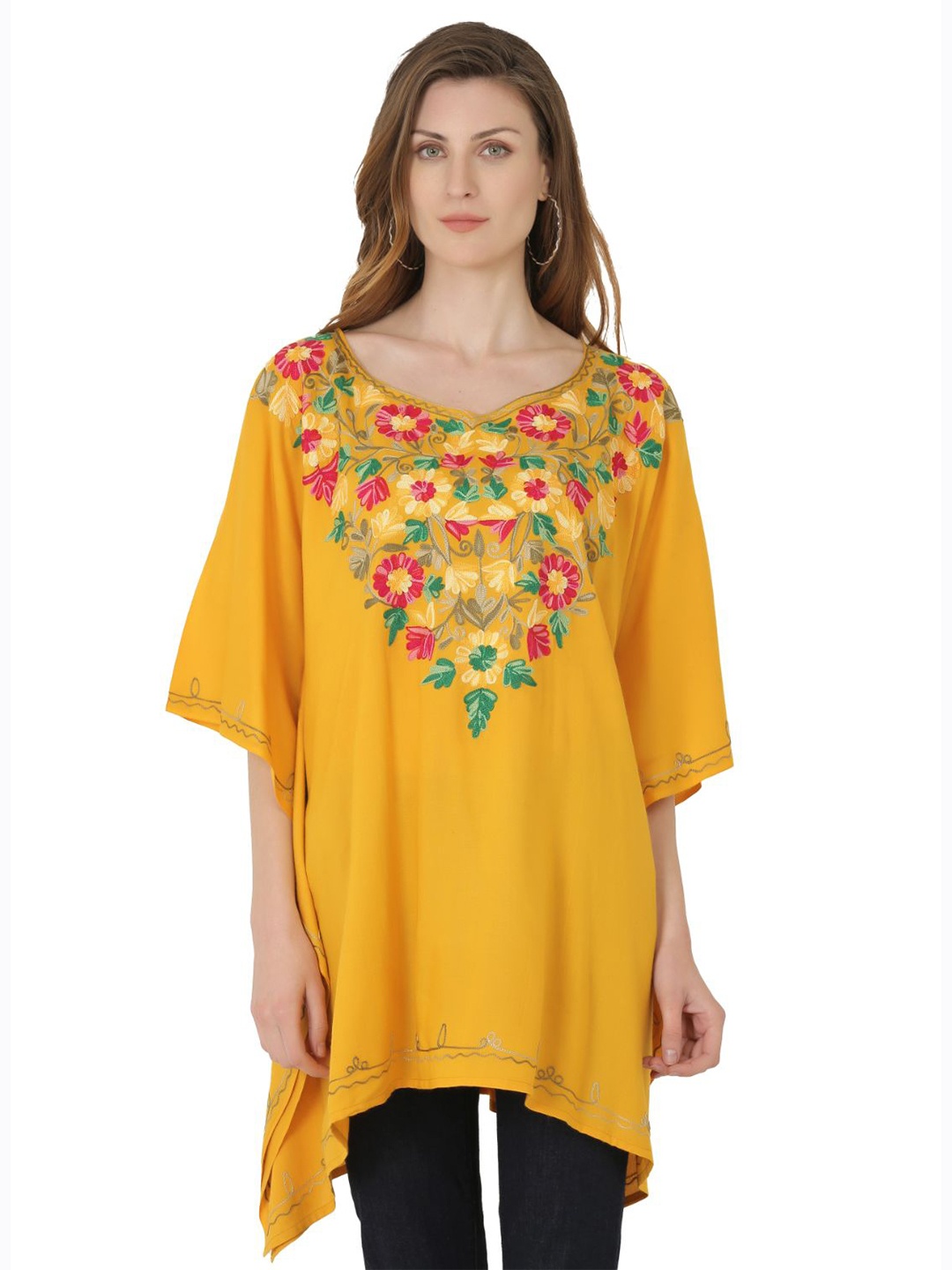 

SAAKAA Yellow Floral Embroidered Sweetheart Neck Kaftan Top