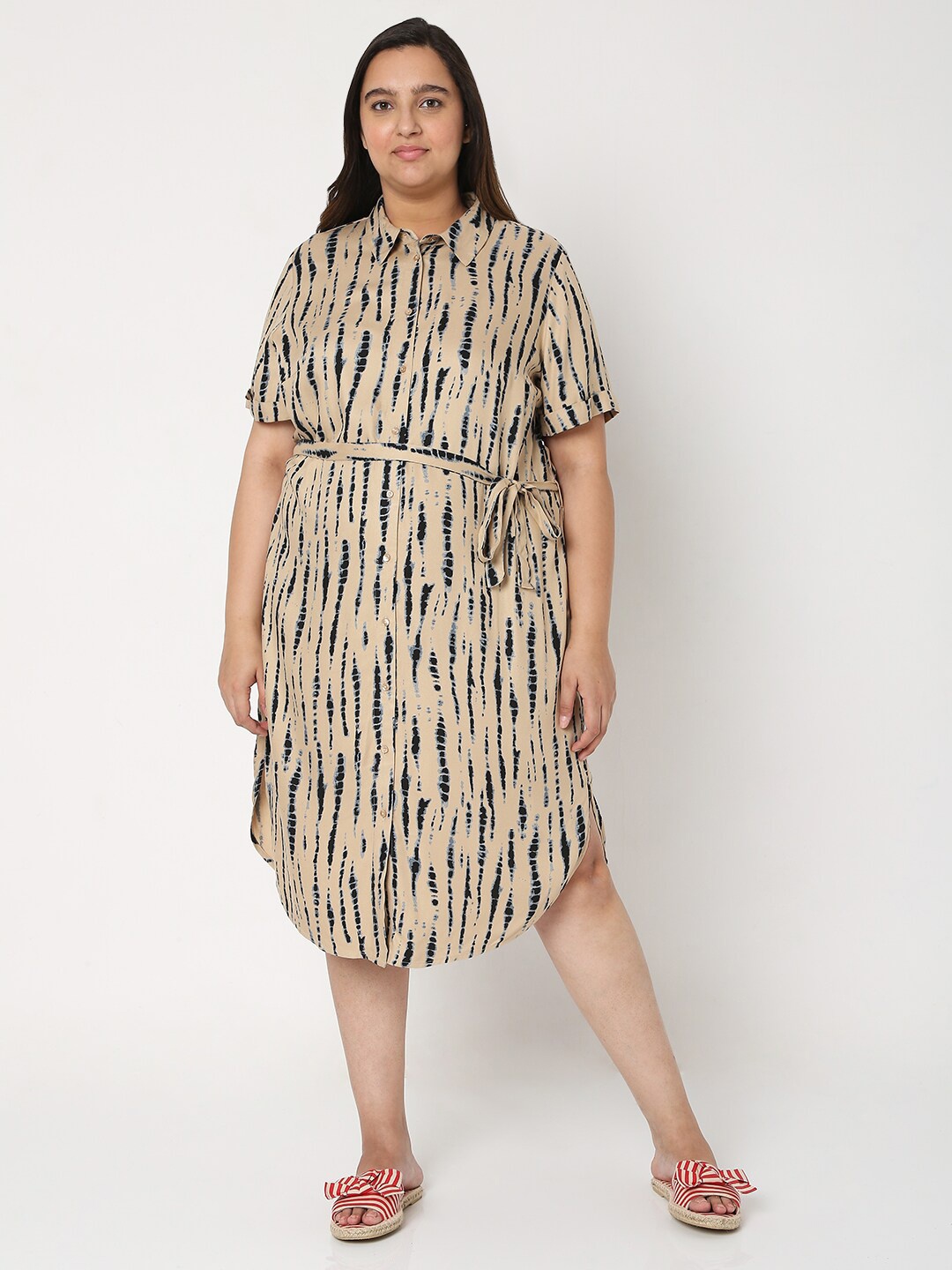 

VERO MODA CURVE Women Beige Abstract Printed Shirt Dress
