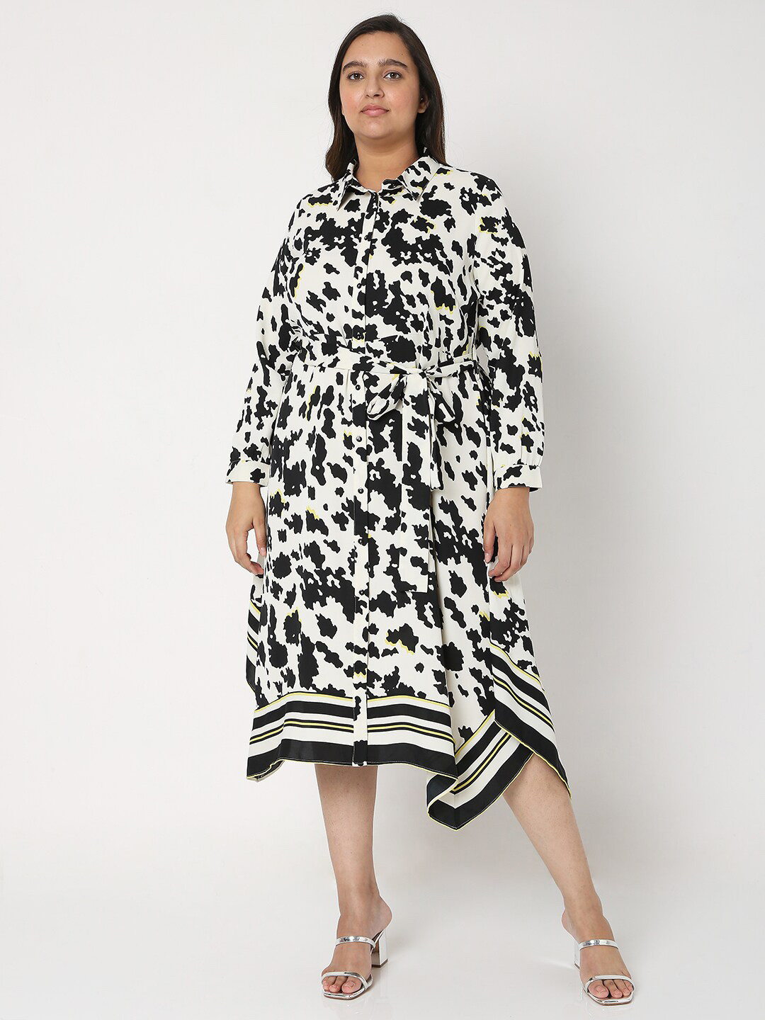 

VERO MODA CURVE Women Black Abstract Printed Shirt Midi Dress