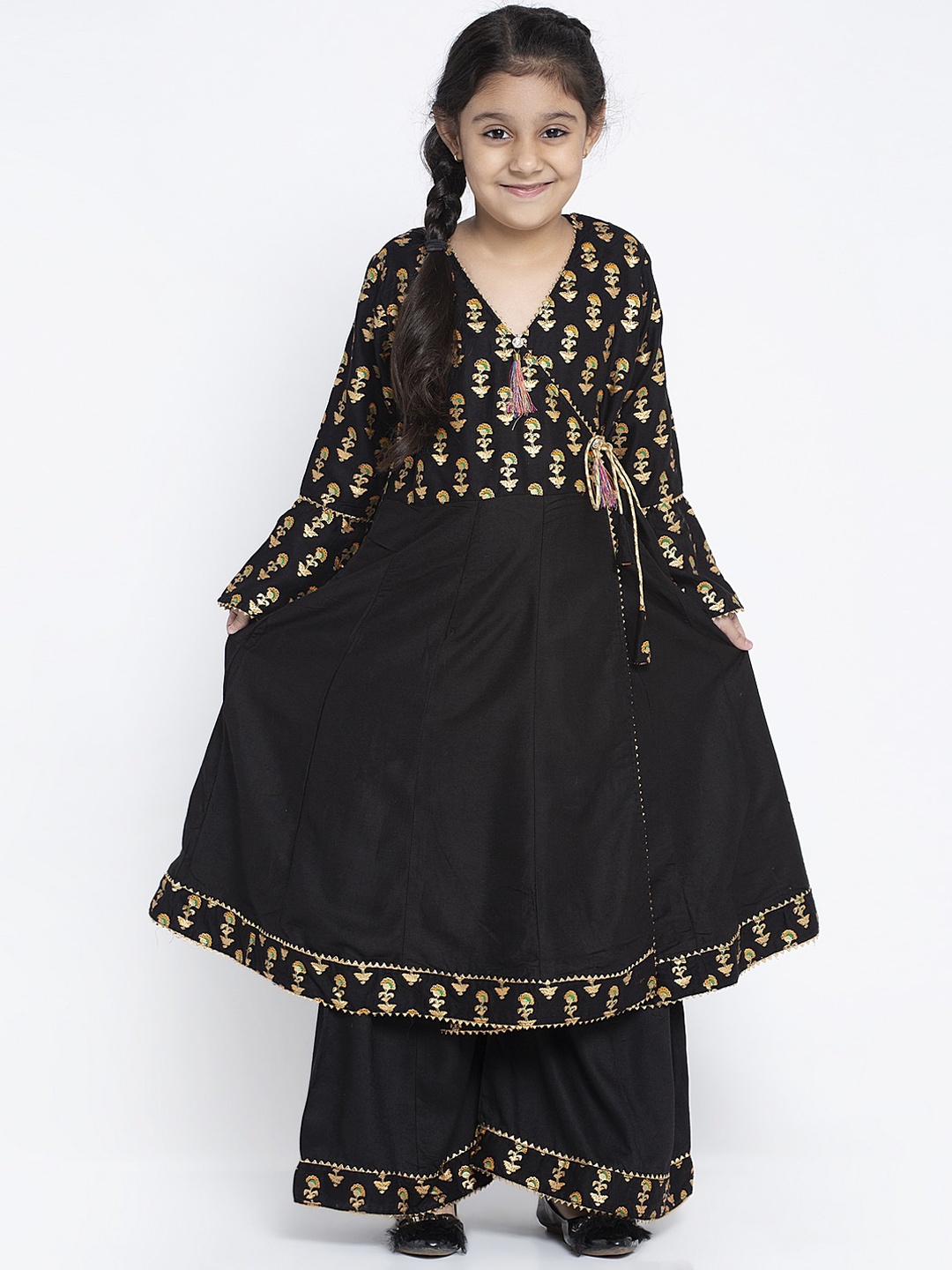 

KYDZI Girls Black & Gold-Toned Ethnic Motifs Printed Angrakha Kurta with Sharara