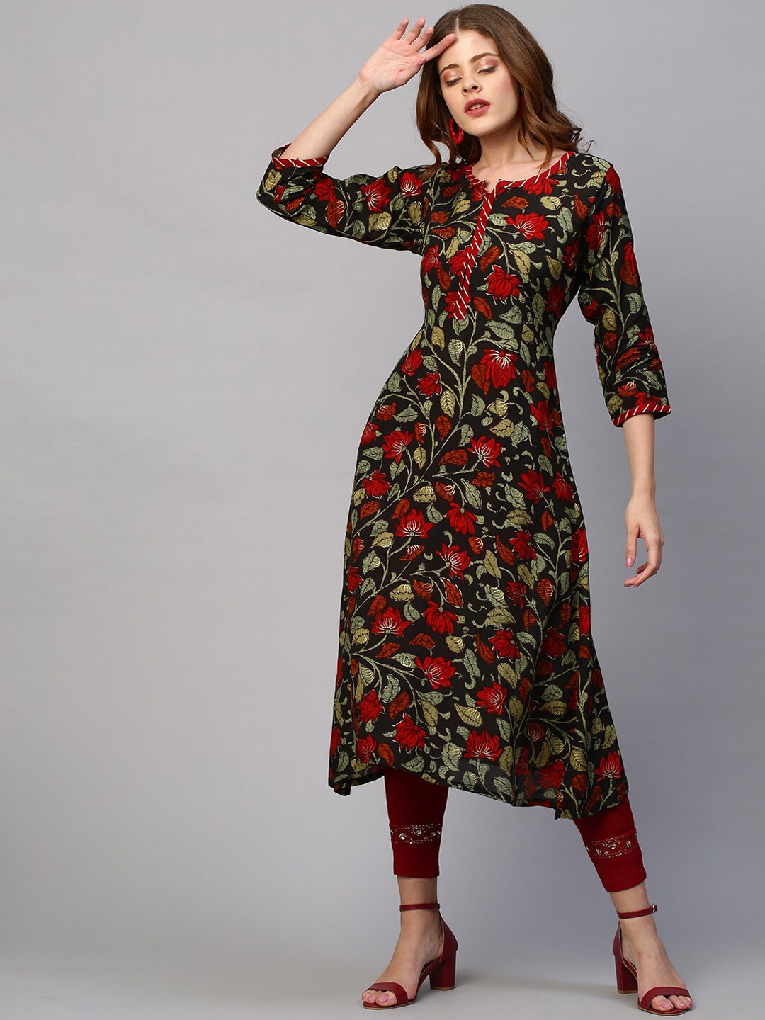 

FASHOR Women Green Floral Printed Flared Sleeves Anarkali Kurta