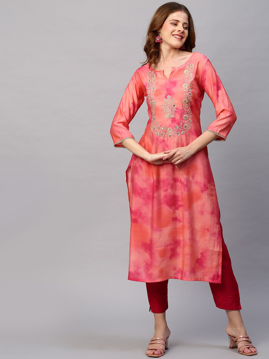 

FASHOR Women Peach-Coloured Ethnic Motifs Embroidered Thread Work Kurta