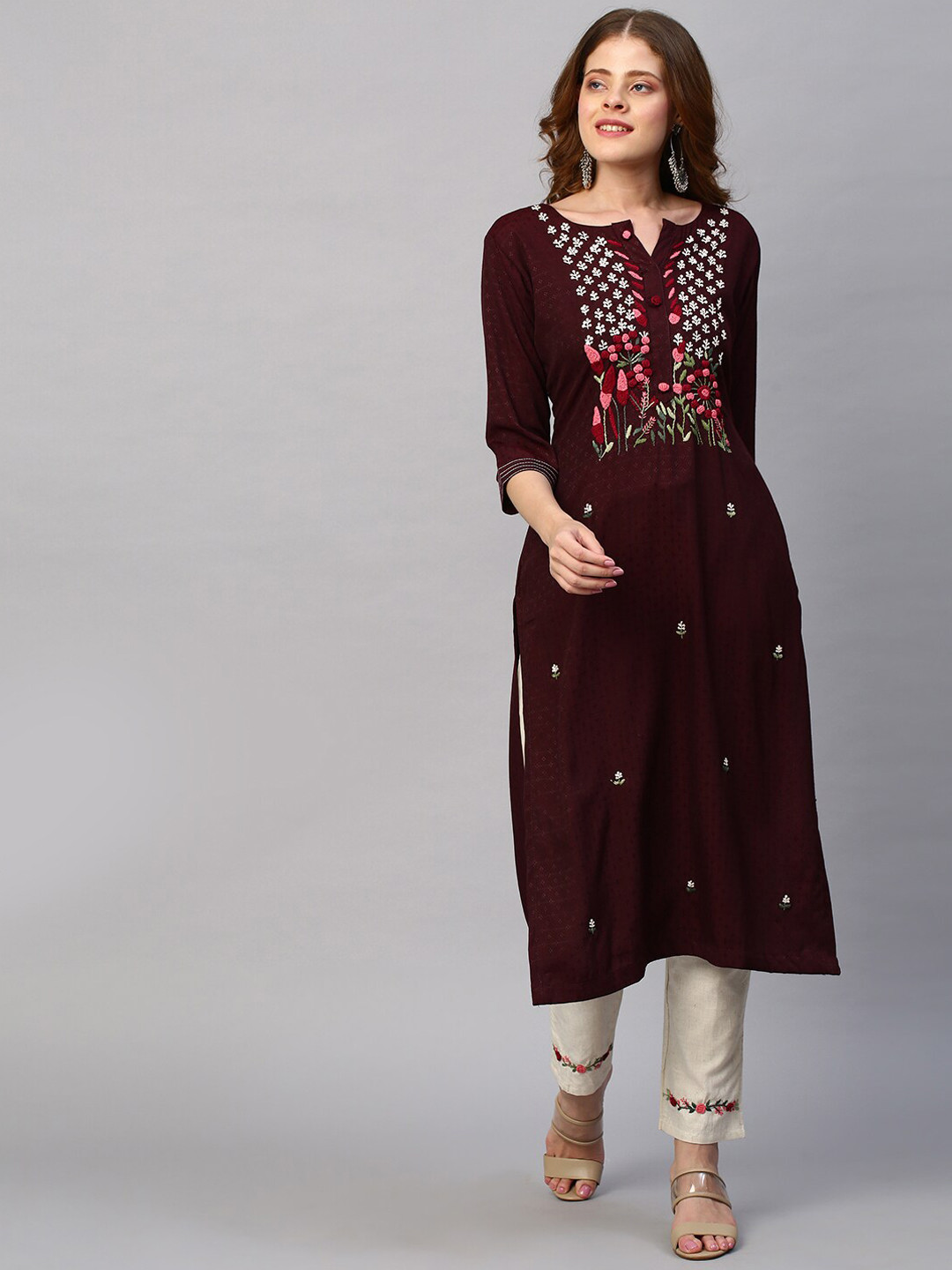 

FASHOR Women Maroon Panelled Sequinned Kurta with Trousers