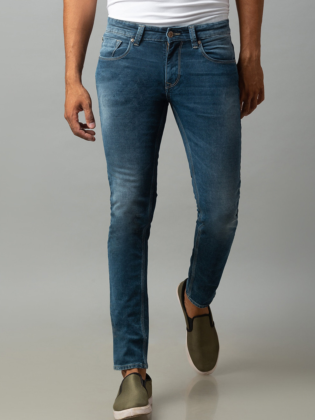 

SPYKAR Men Blue Super Skinny Fit Low-Rise Light Fade Jeans