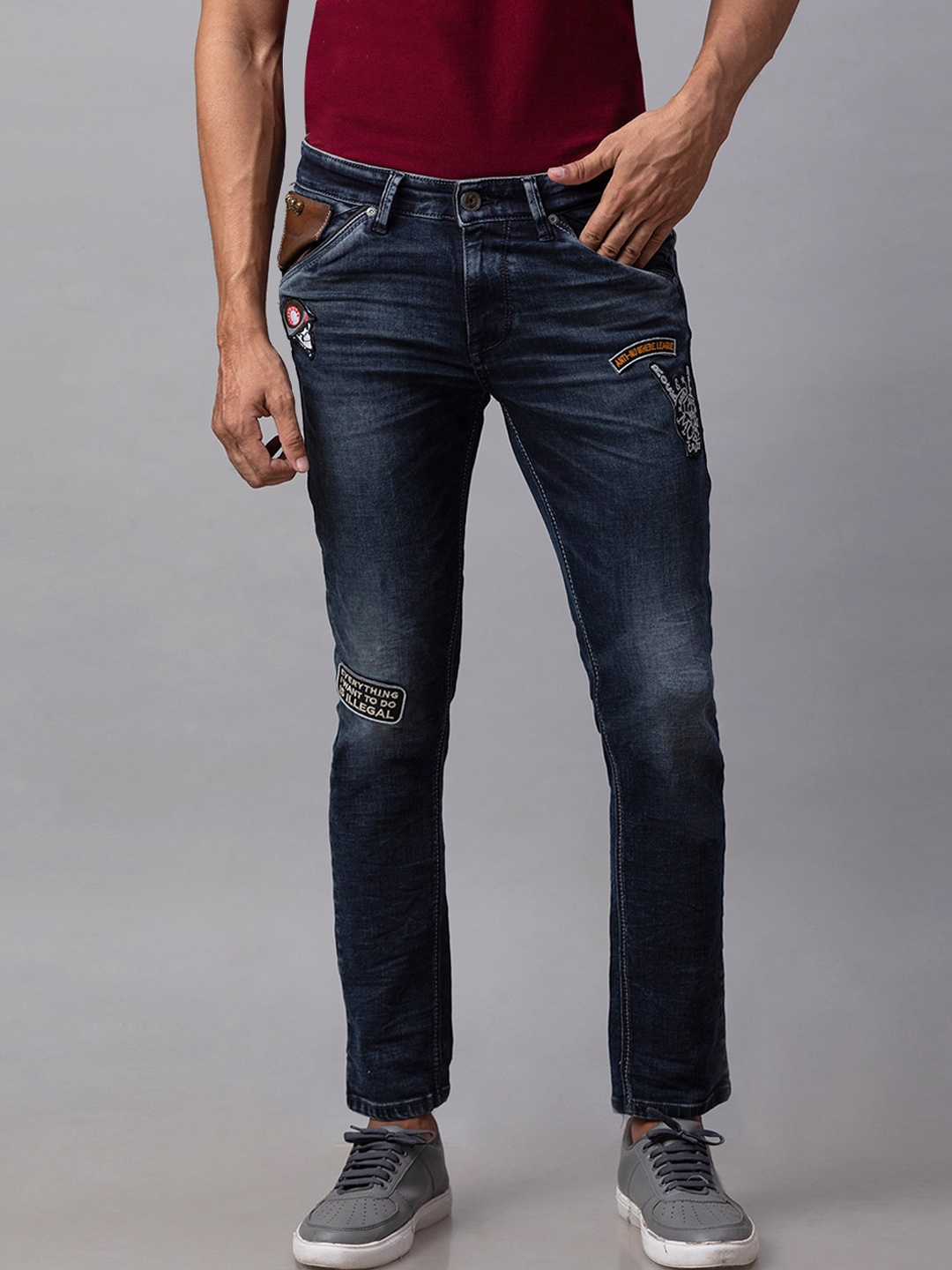 

SPYKAR Men Blue Kano Slim Fit Mildly Distressed Light Fade Cotton Jeans
