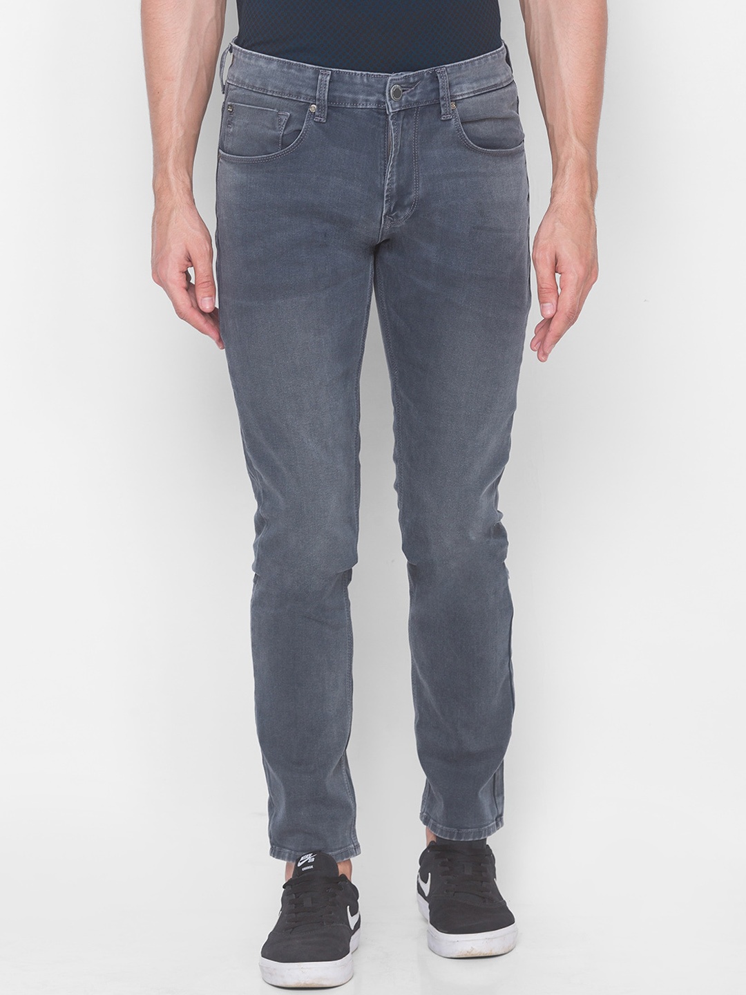 

SPYKAR Men Grey Rovers Light Fade Jeans