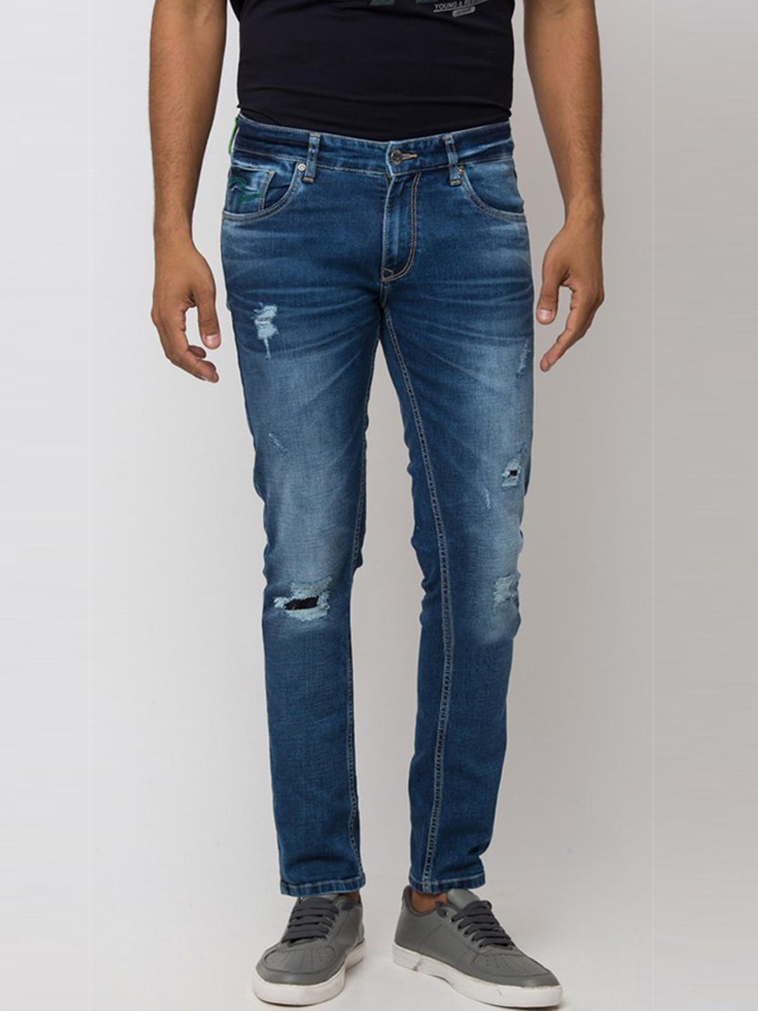 

SPYKAR Men Blue Slim Fit Mildly Distressed Heavy Fade Jeans