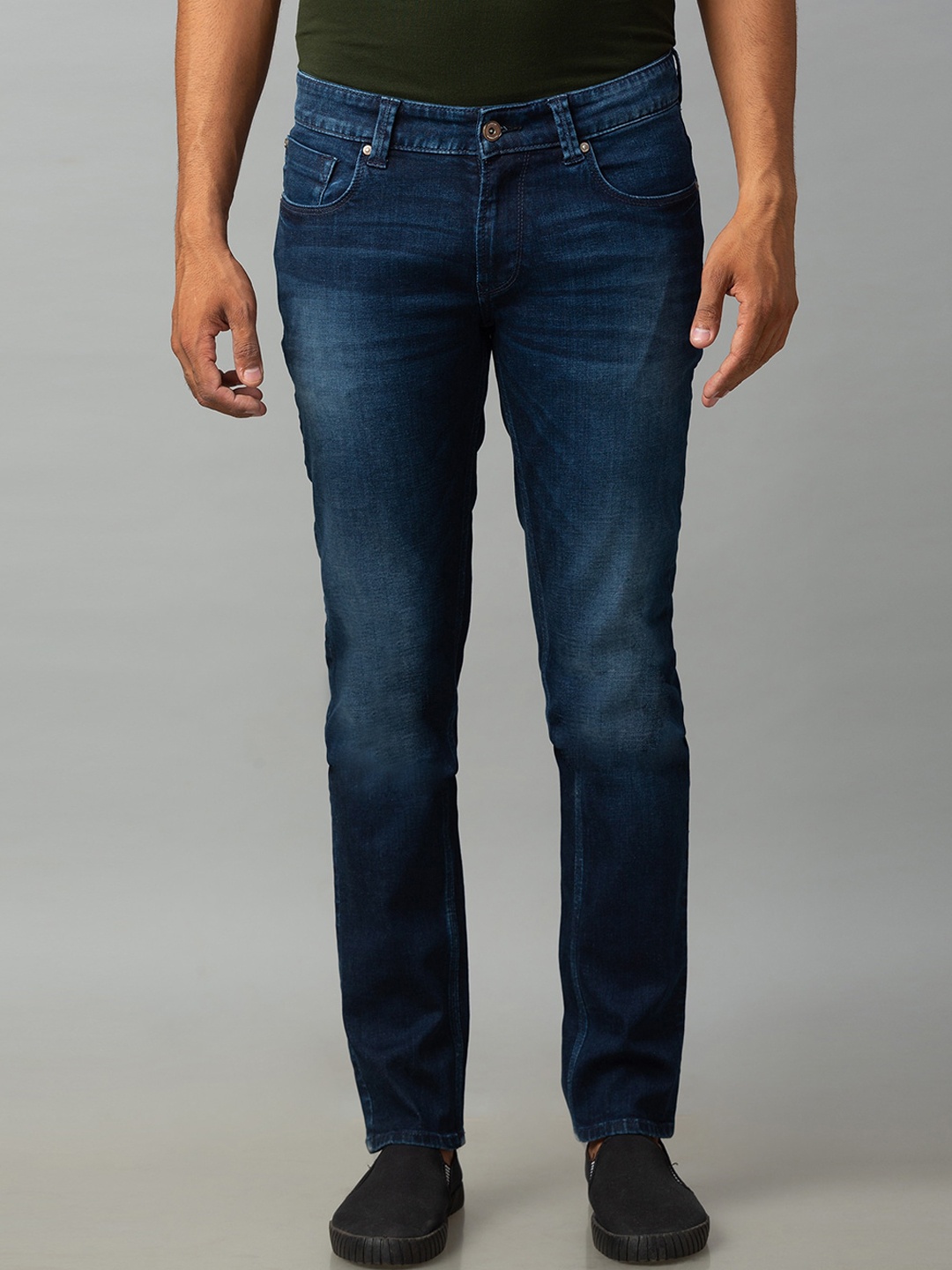 

SPYKAR Men Blue Slim Fit Low-Rise Light Fade Jeans
