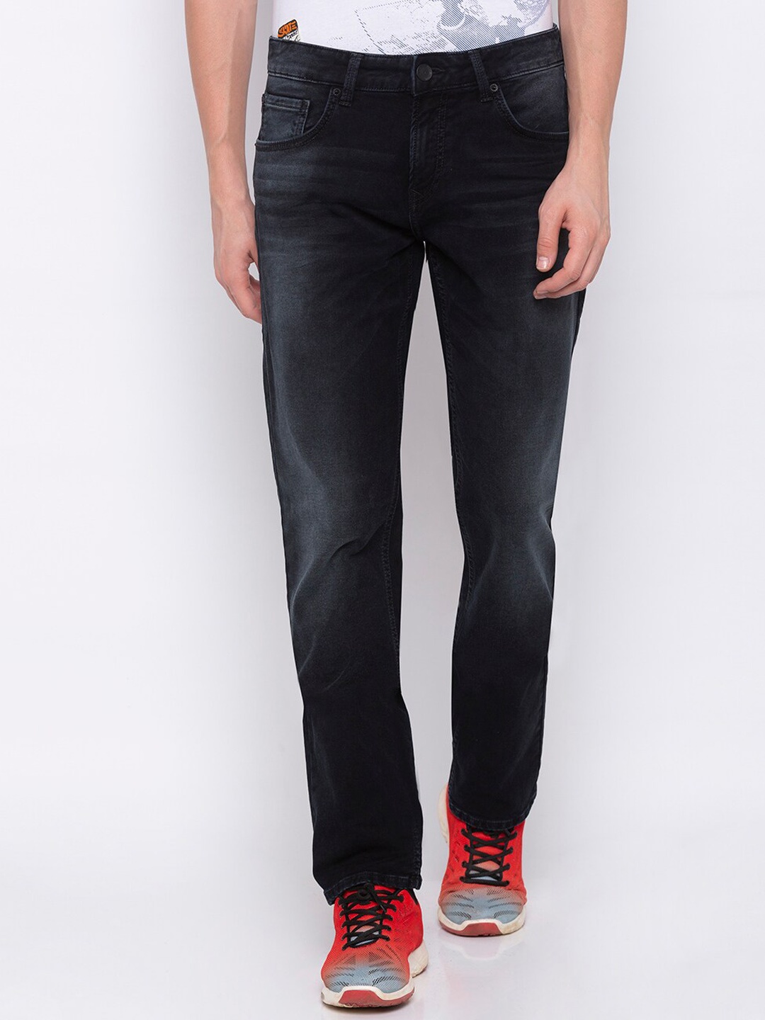 

SPYKAR Men Black Relaxed Fit Heavy Fade Jeans
