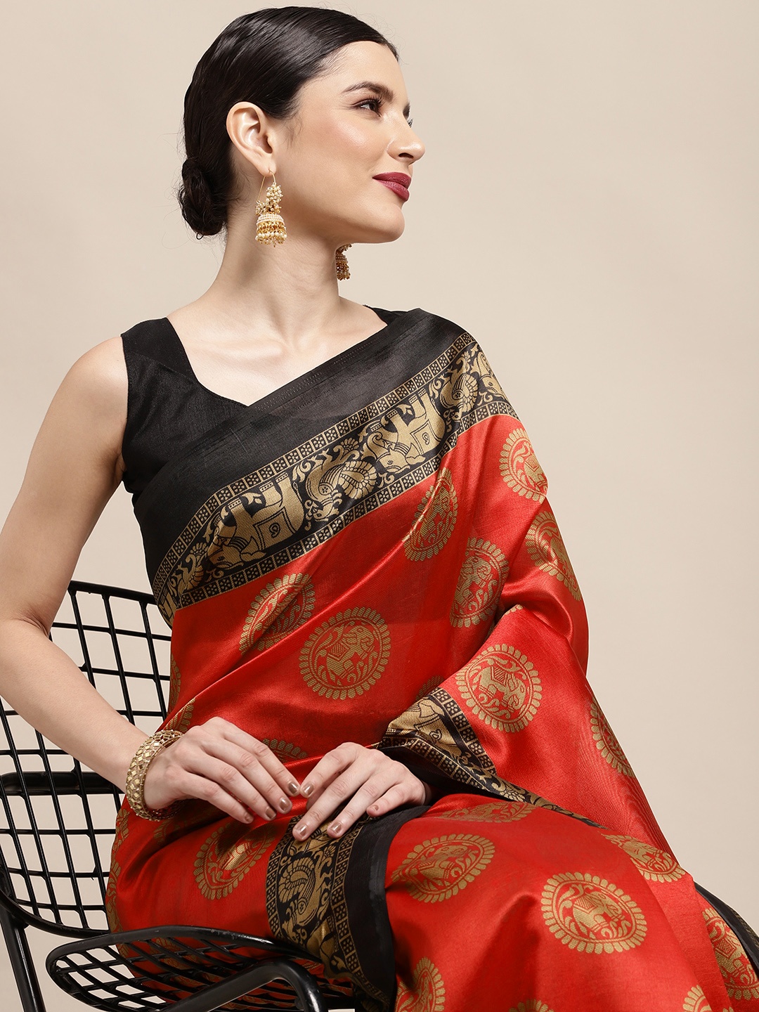

KALINI Red & Black Ethnic Motifs Print Saree