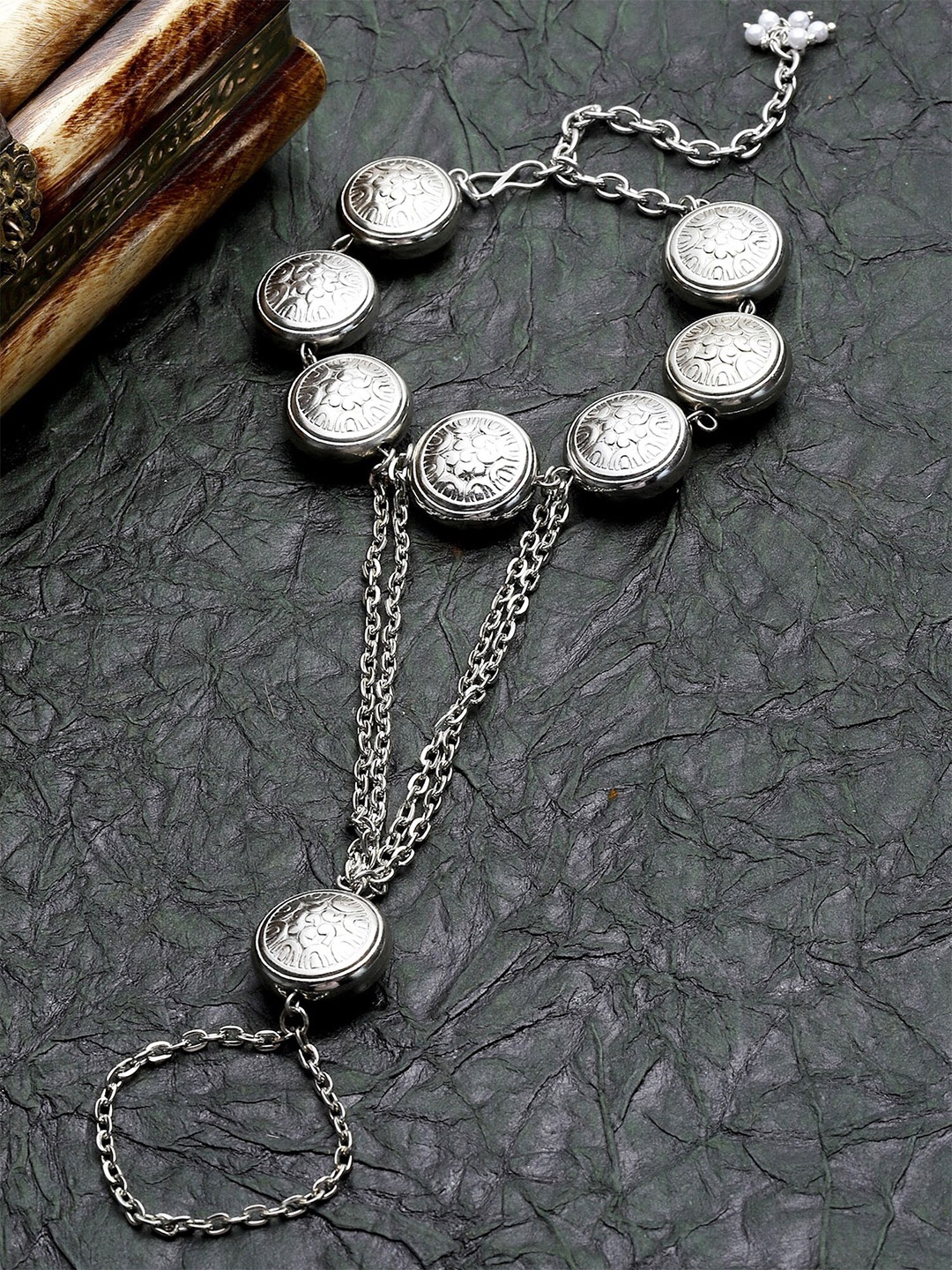 

KARATCART Women Silver-Toned Kundan Oxidised Silver-Plated Wraparound Bracelet