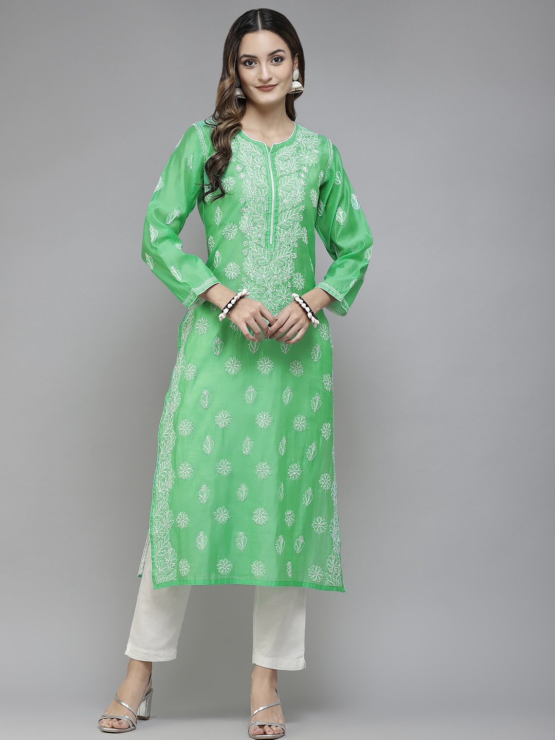 

ADA Women Green & White Ethnic Motifs Embroidered Chikankari Handloom Handloom Kurta