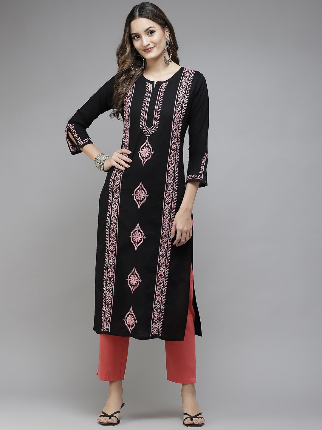 

ADA Women Black & Pink Ethnic Motifs Embroidered Chikankari Handloom Handloom Kurta