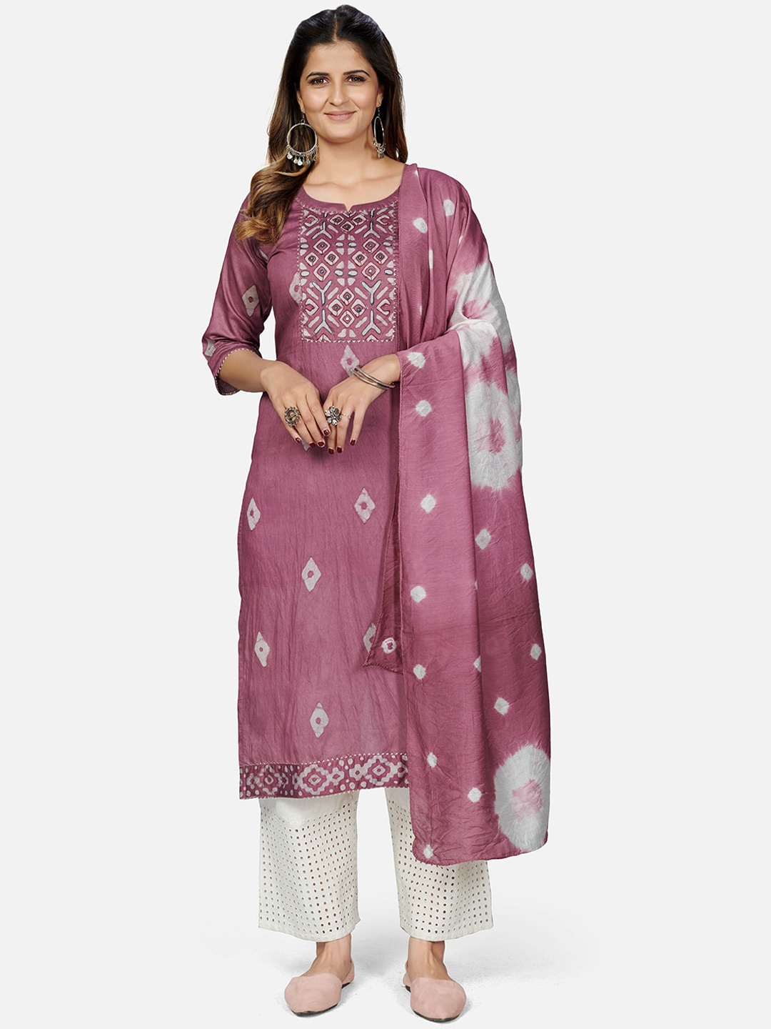 

Vbuyz Women Pink Bandhani Printed Thread Work Chanderi Silk Kurta