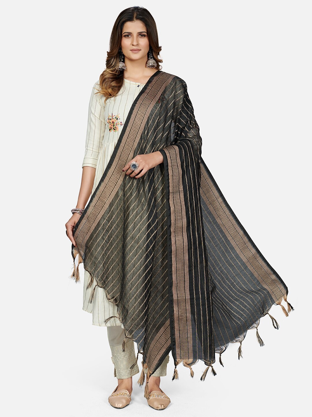

Vbuyz Black & Gold-Toned Striped Art Silk Dupatta