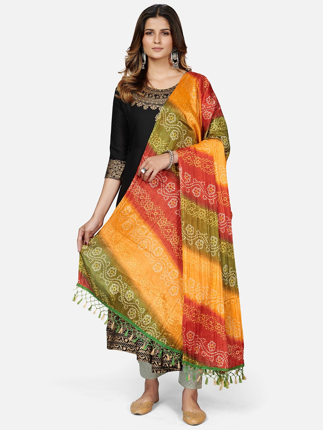 

Vbuyz Red & Mustard Printed Pure Silk Bandhani Dupatta