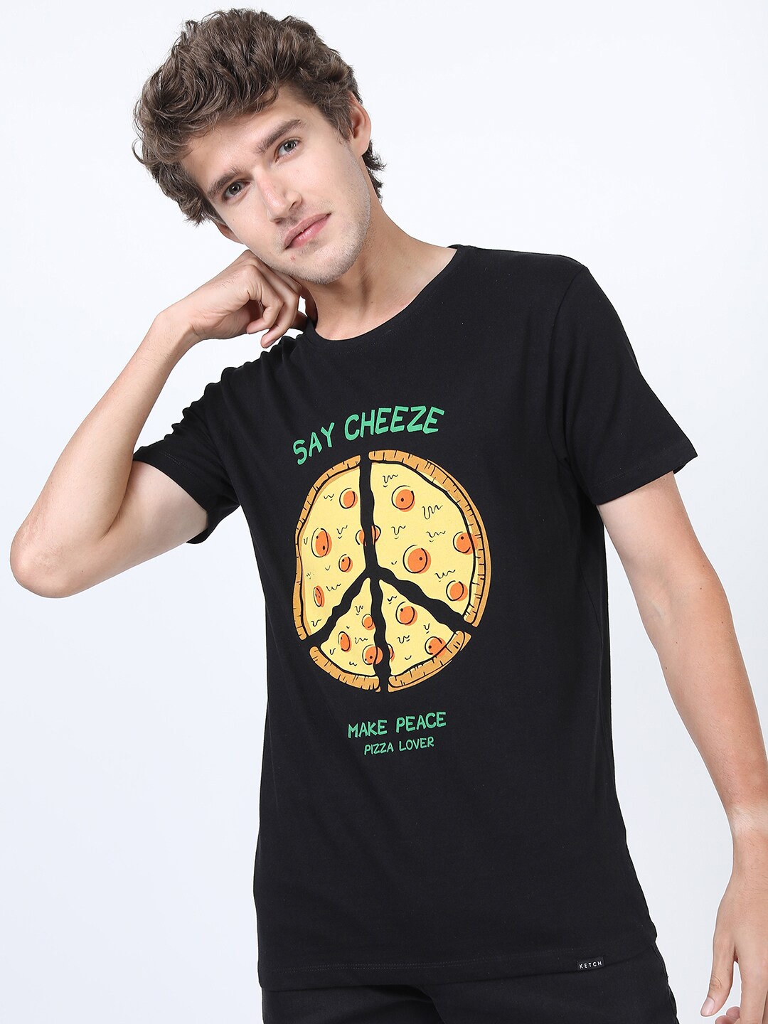 

KETCH Men Black & Yellow Printed Slim Fit Cotton T-shirt