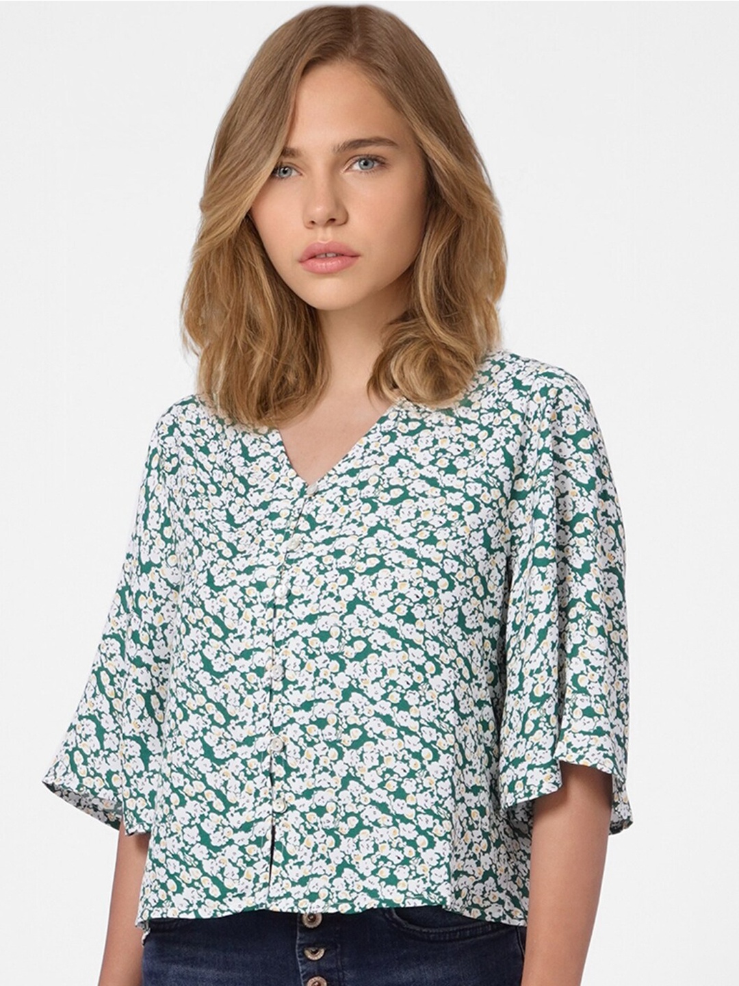 

ONLY Women Green & White Floral Printed Top