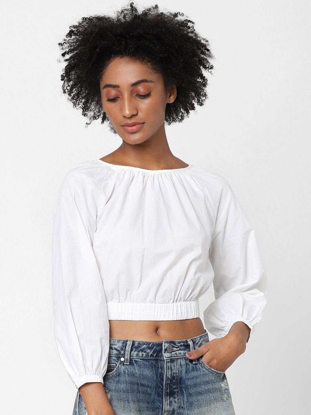 

ONLY White Solid Blouson Crop Top