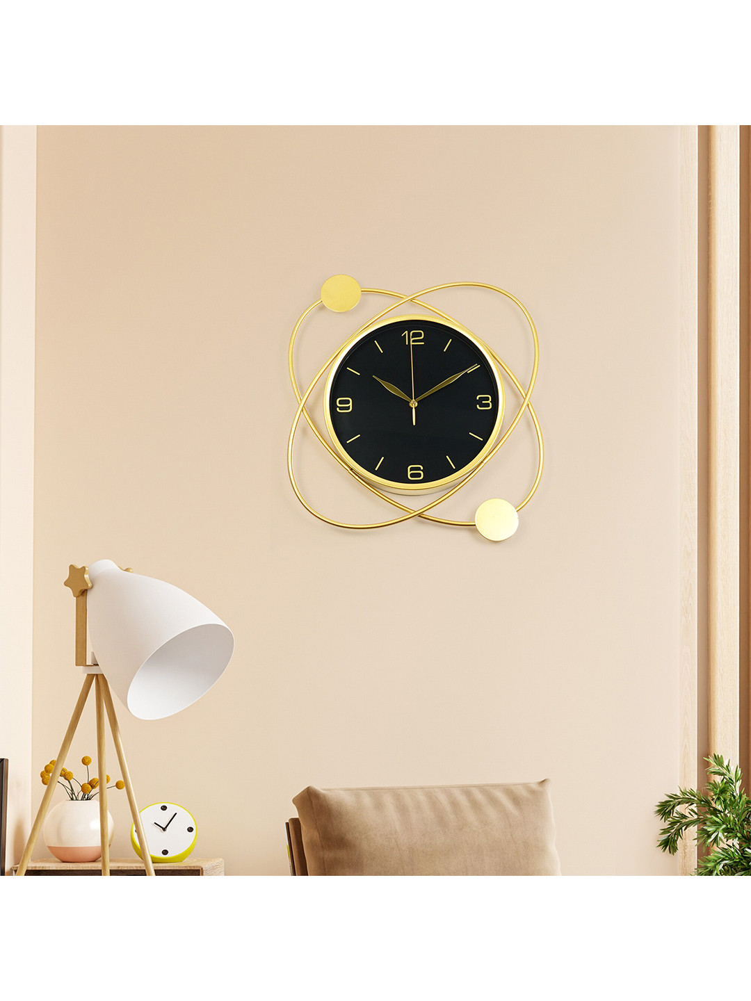 

HomeTown Black & Gold-Toned Contemporary Wall Clock