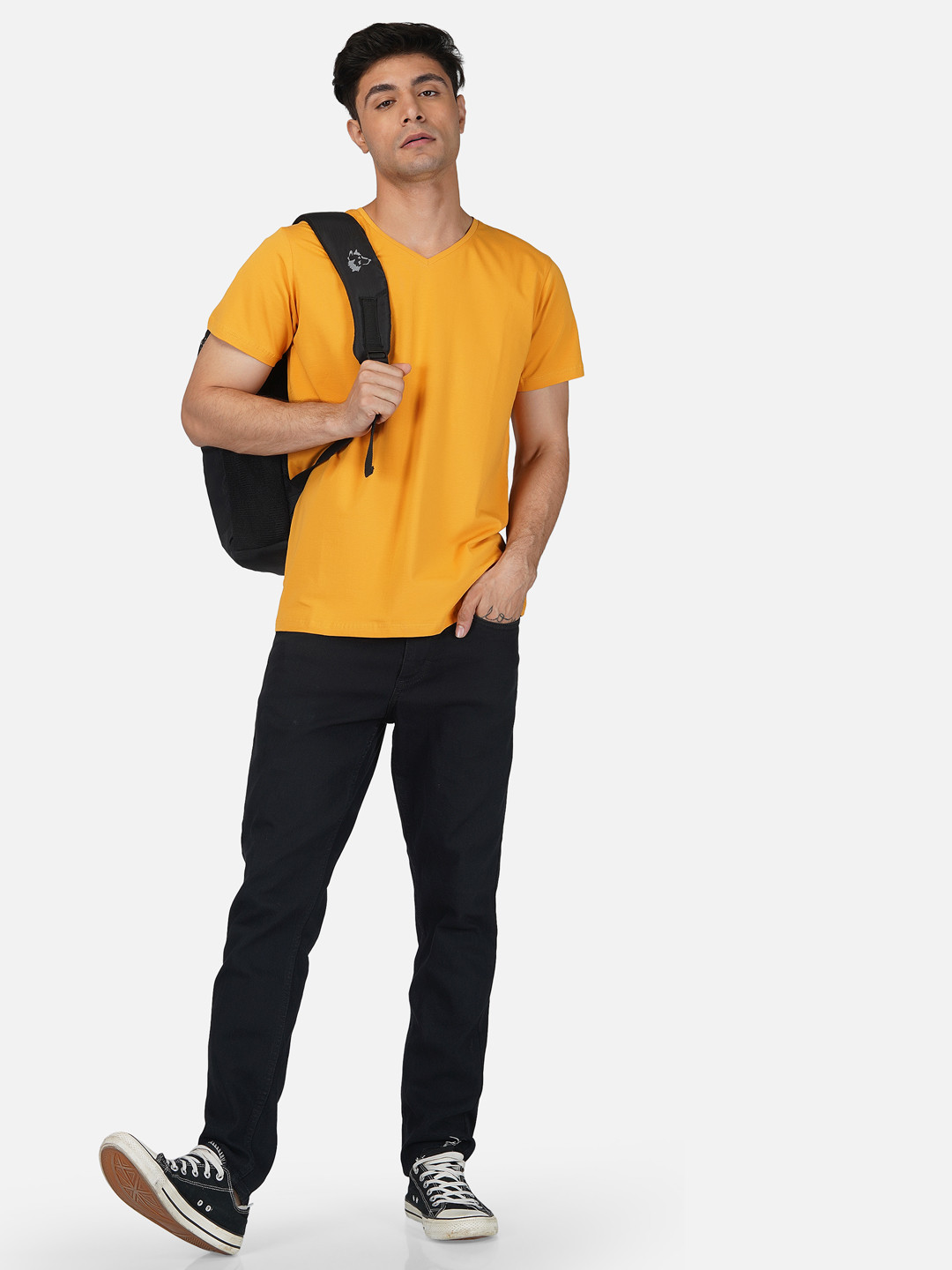 

Tinted Men Mustard Yellow V-Neck Slim Fit T-shirt