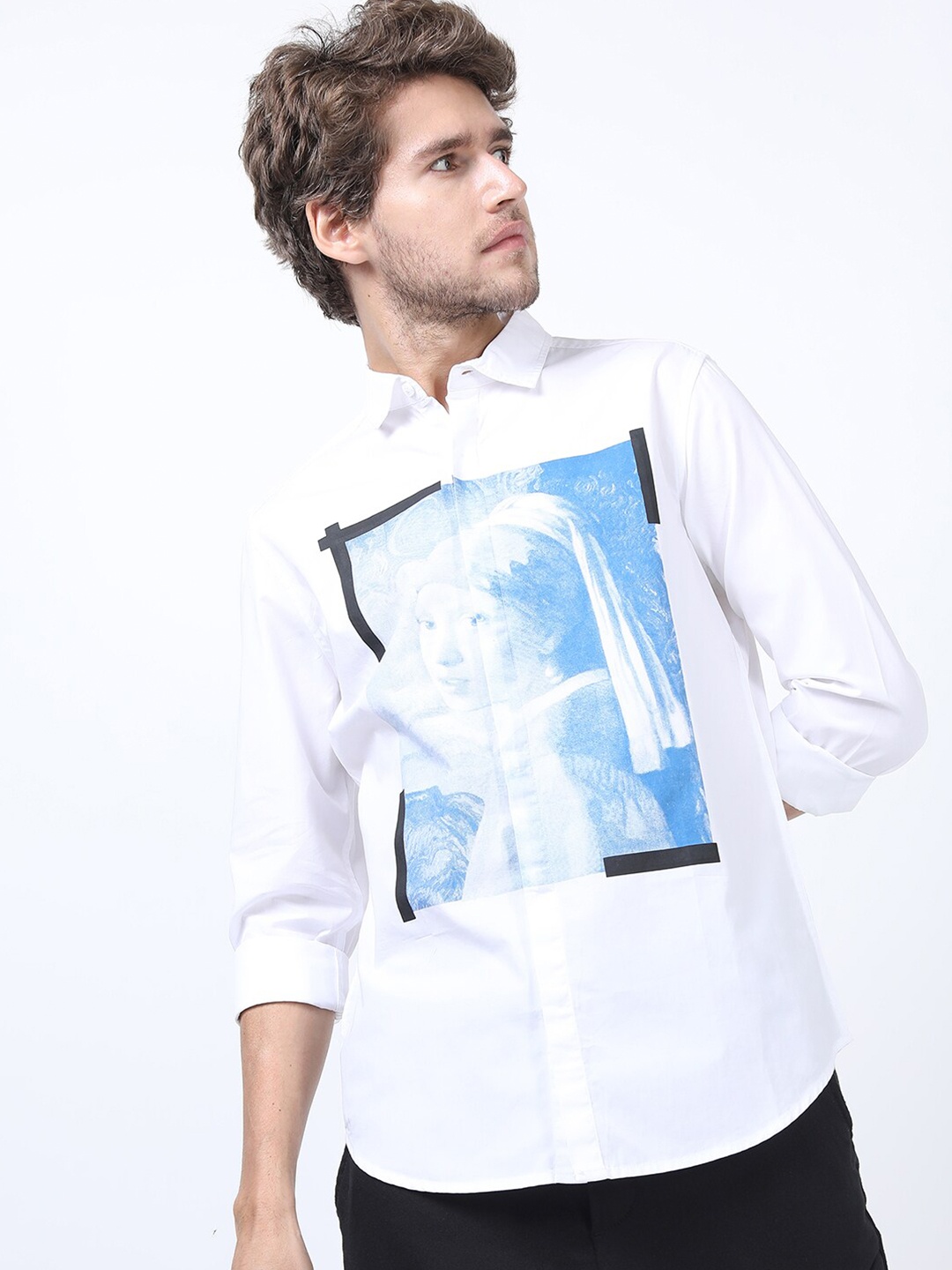 

LOCOMOTIVE Men White & Blue Slim Fit Cotton Casual Shirt