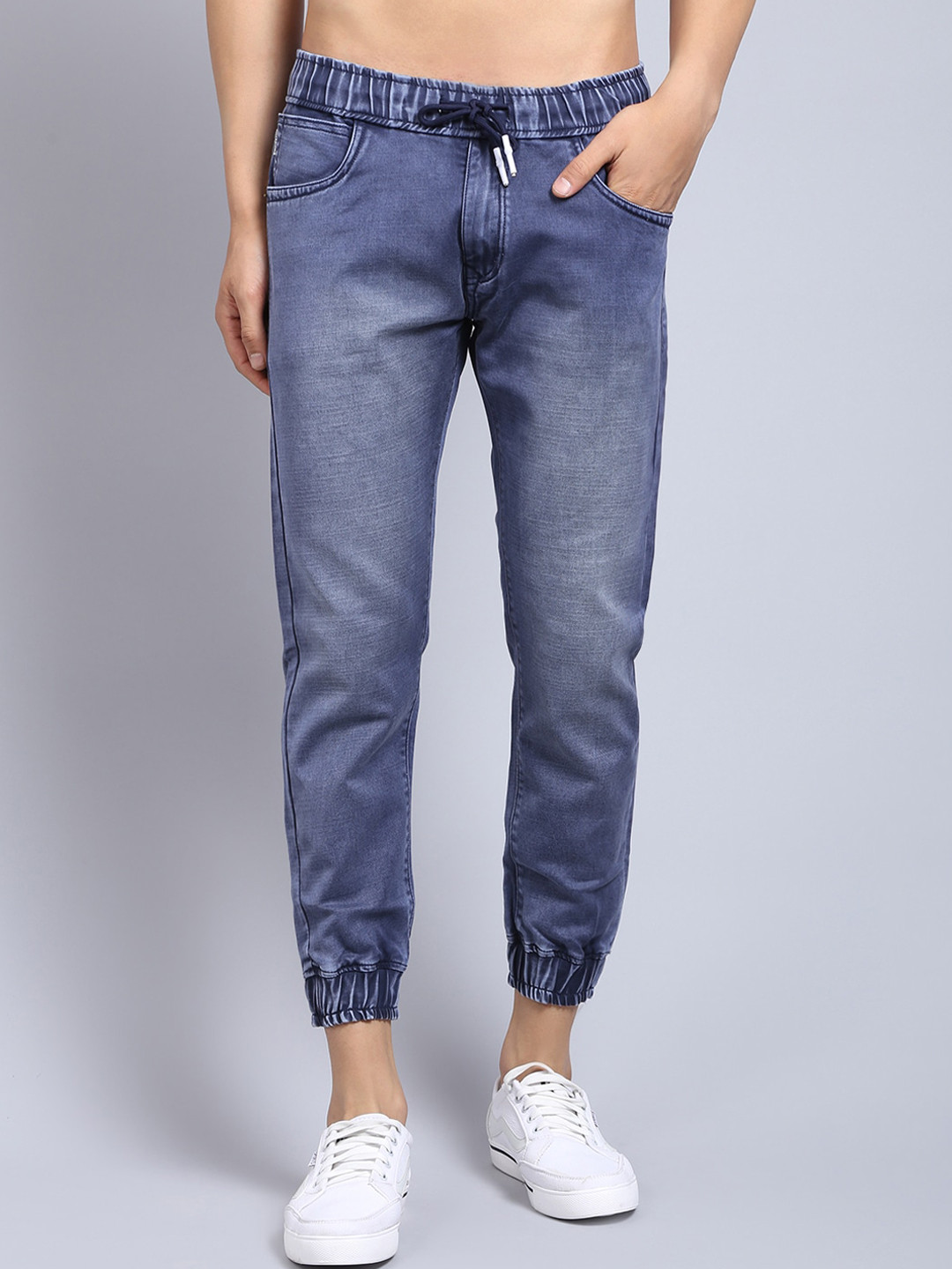 

Rodamo Men Blue Jogger Heavy Fade Stretchable Jeans