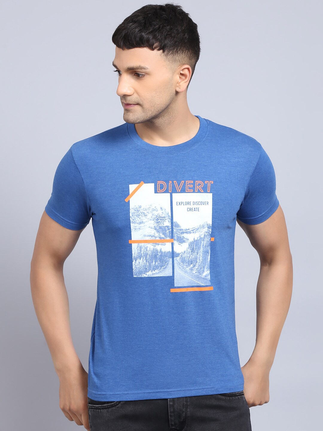 

Rodamo Men Blue & White Printed Slim Fit Cotton T-shirt