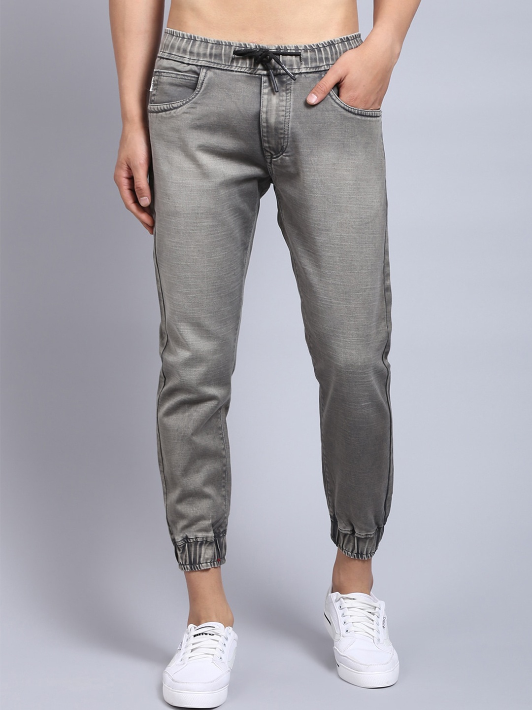 

Rodamo Men Green Jogger Stretchable Jeans