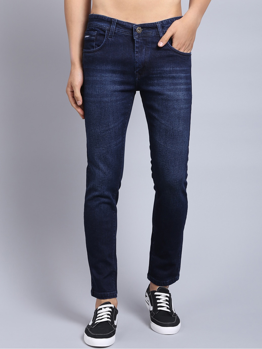 

Rodamo Men Blue Slim Fit Light Fade Stretchable Jeans
