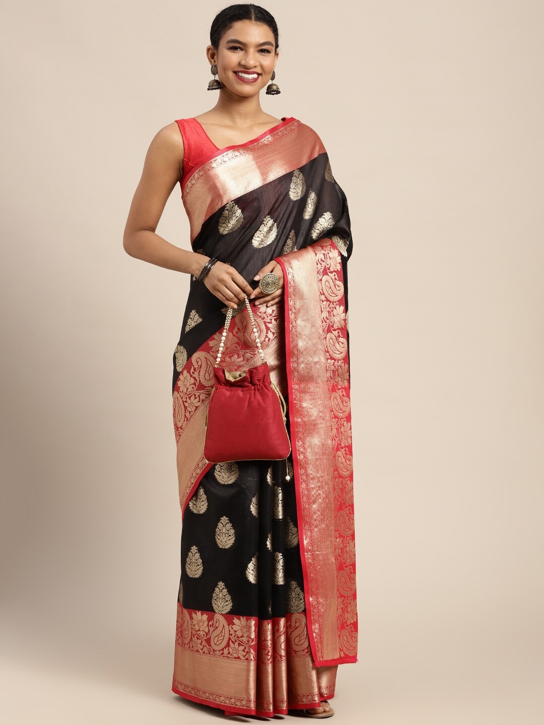 

Silk Land Black & Golden Floral Zari Banarasi Saree