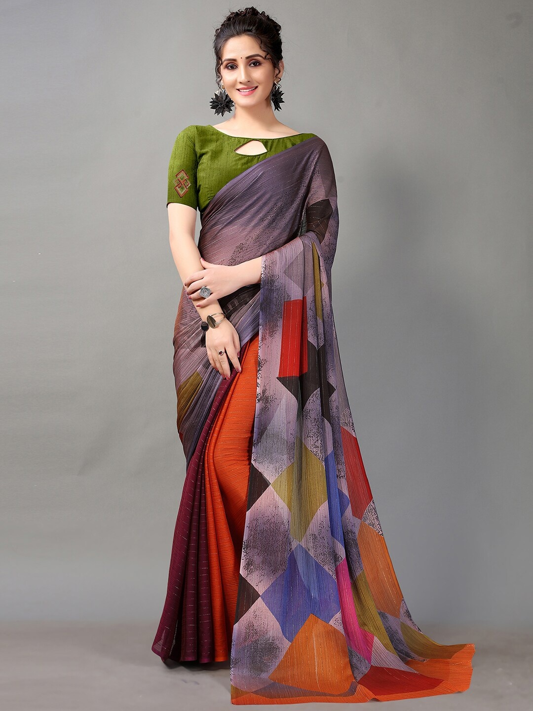 

HRITIKA Green & Pink Abstract Printed Saree