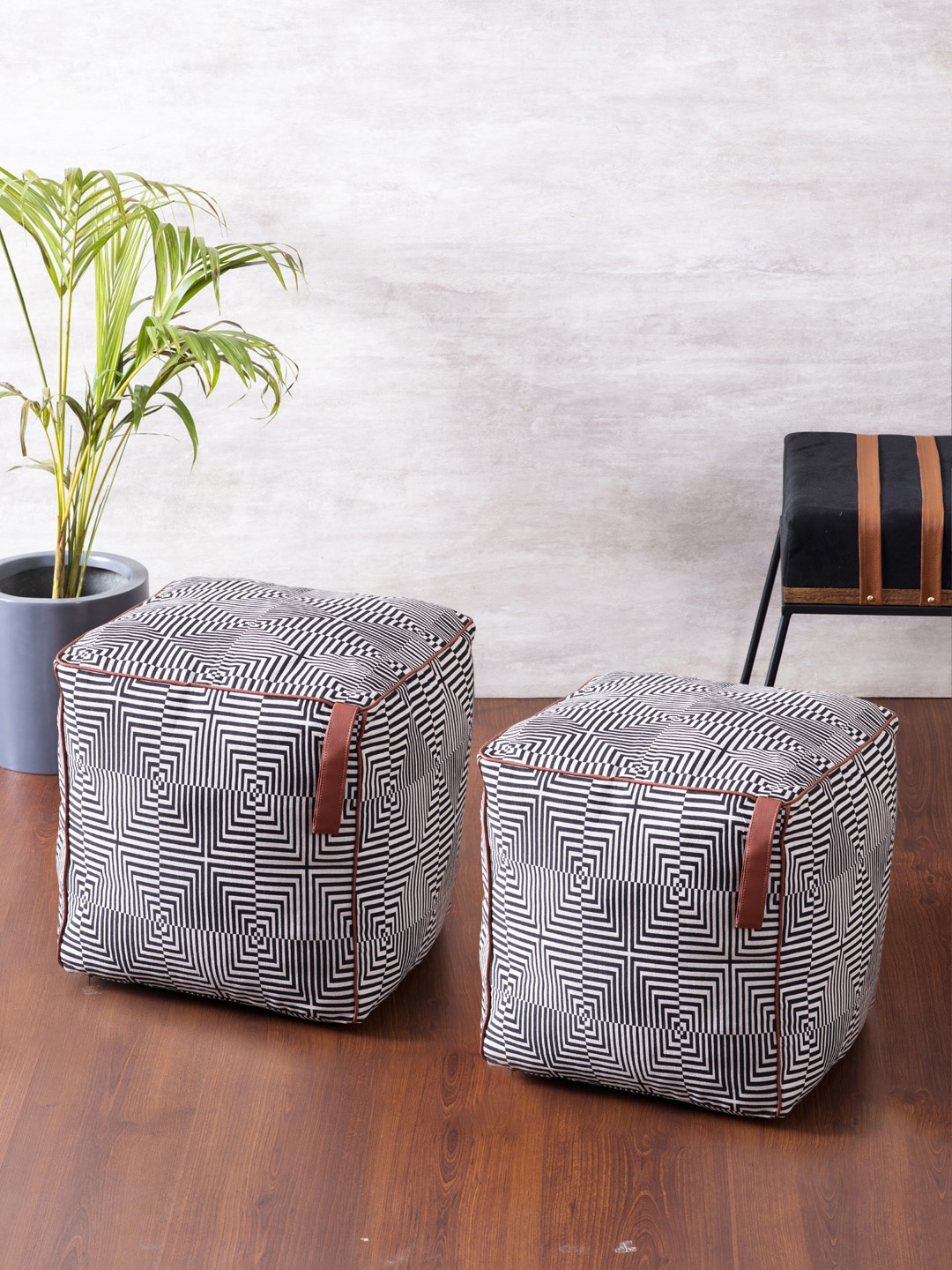 

nestroots Set Of 2 Black & White Printed Ottoman