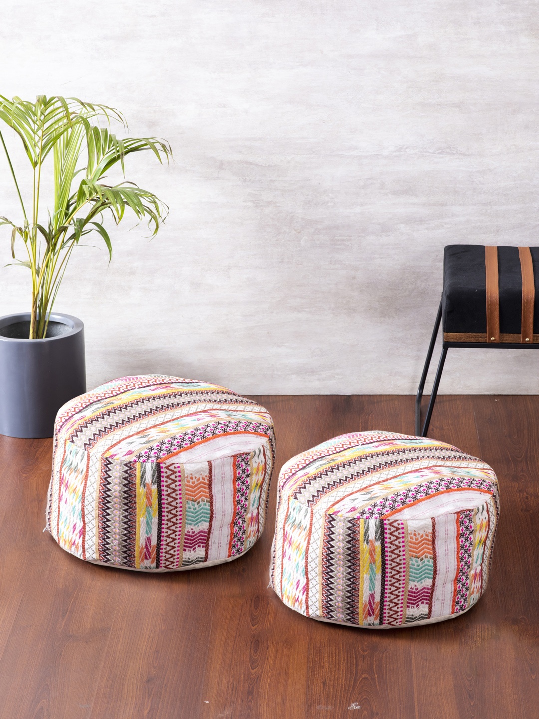 

nestroots Set of 2 Geometric Woven Design Ottomans, Multi