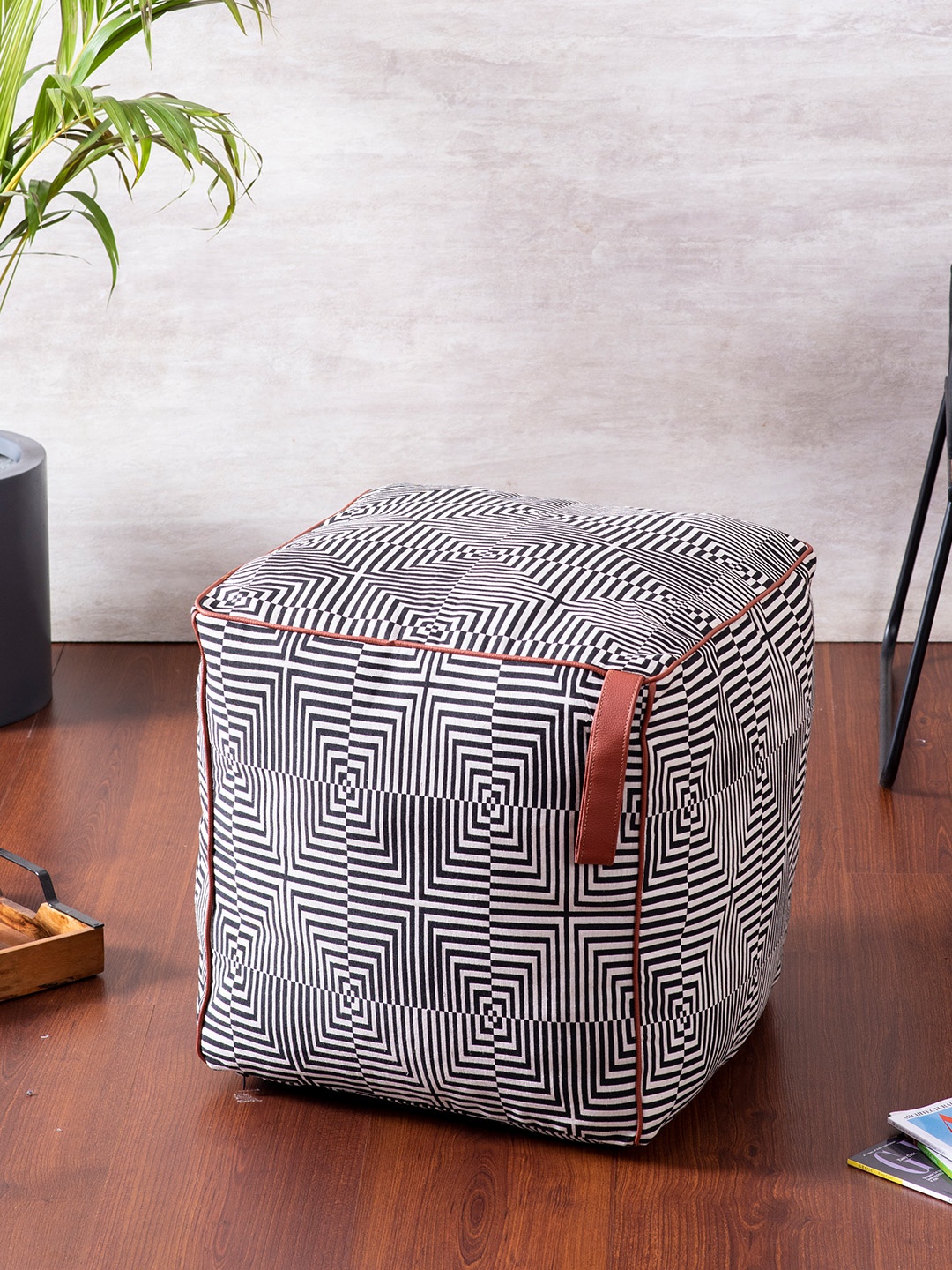 

nestroots Black & White Printed Cotton Square Ottoman