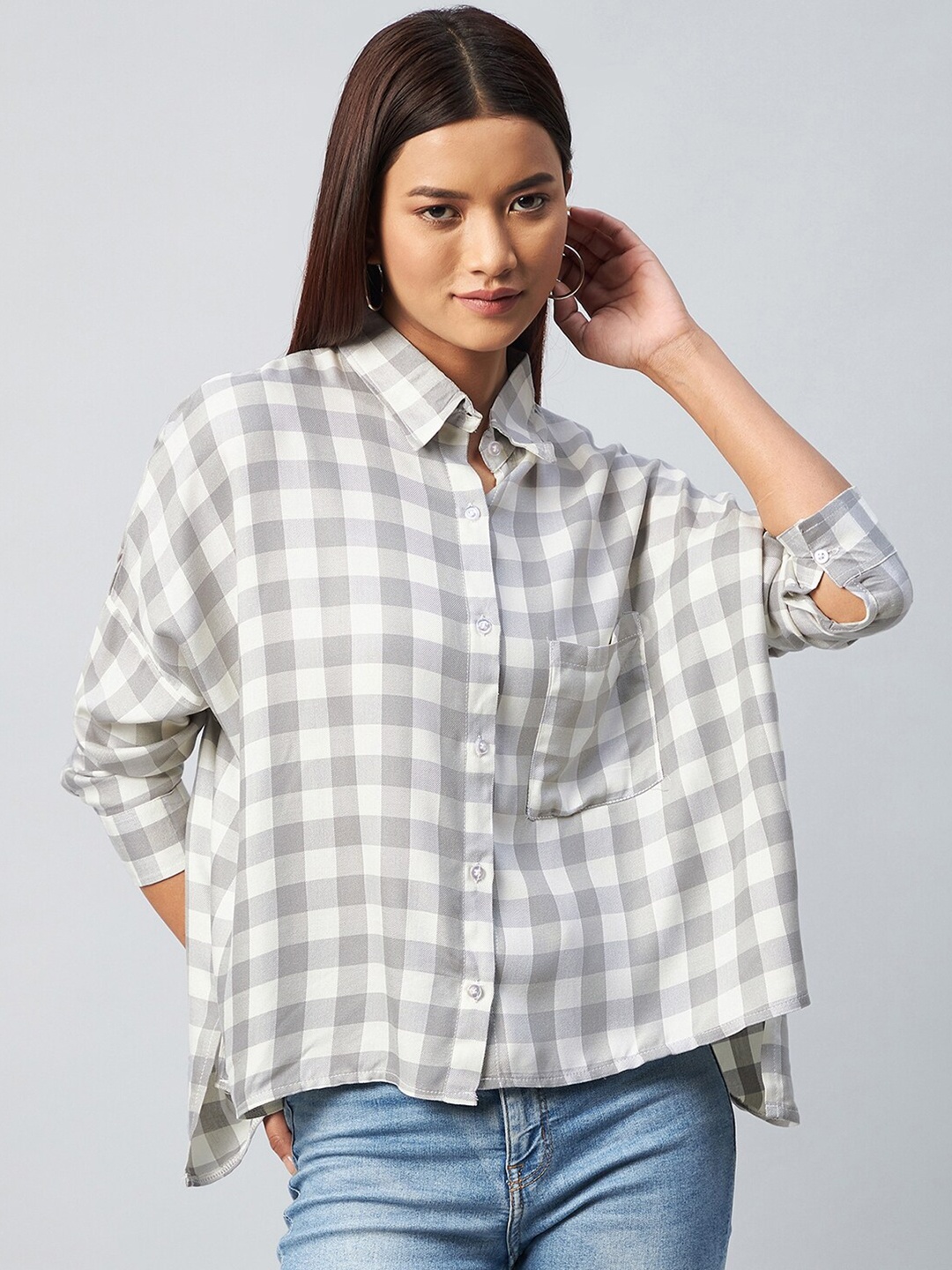 

CHIMPAAANZEE Women Grey Oversized Buffalo Checked Casual Shirt