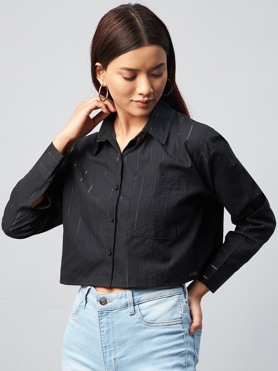 

CHIMPAAANZEE Women Black Relaxed Boxy Casual Shirt