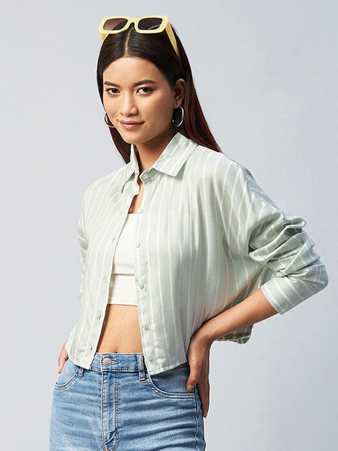 

CHIMPAAANZEE Women Green & White Relaxed Boxy Striped Casual Shirt