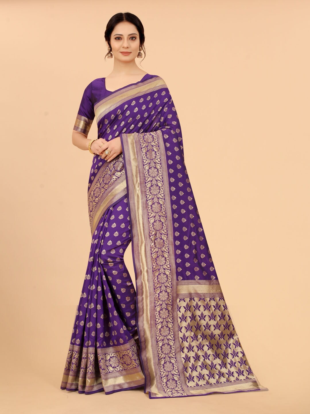 

SATYAM WEAVES Purple & Gold-Toned Ethnic Motifs Zari Silk Cotton Banarasi Saree