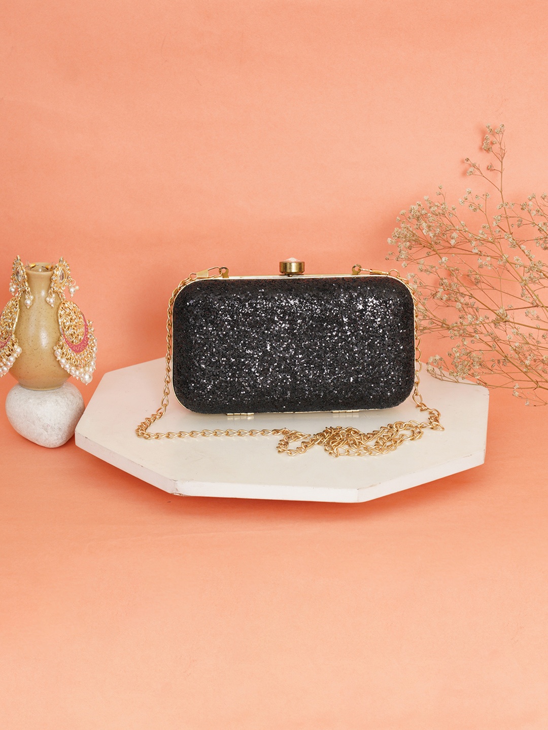 

FABBHUE Black Embellished Box Clutch