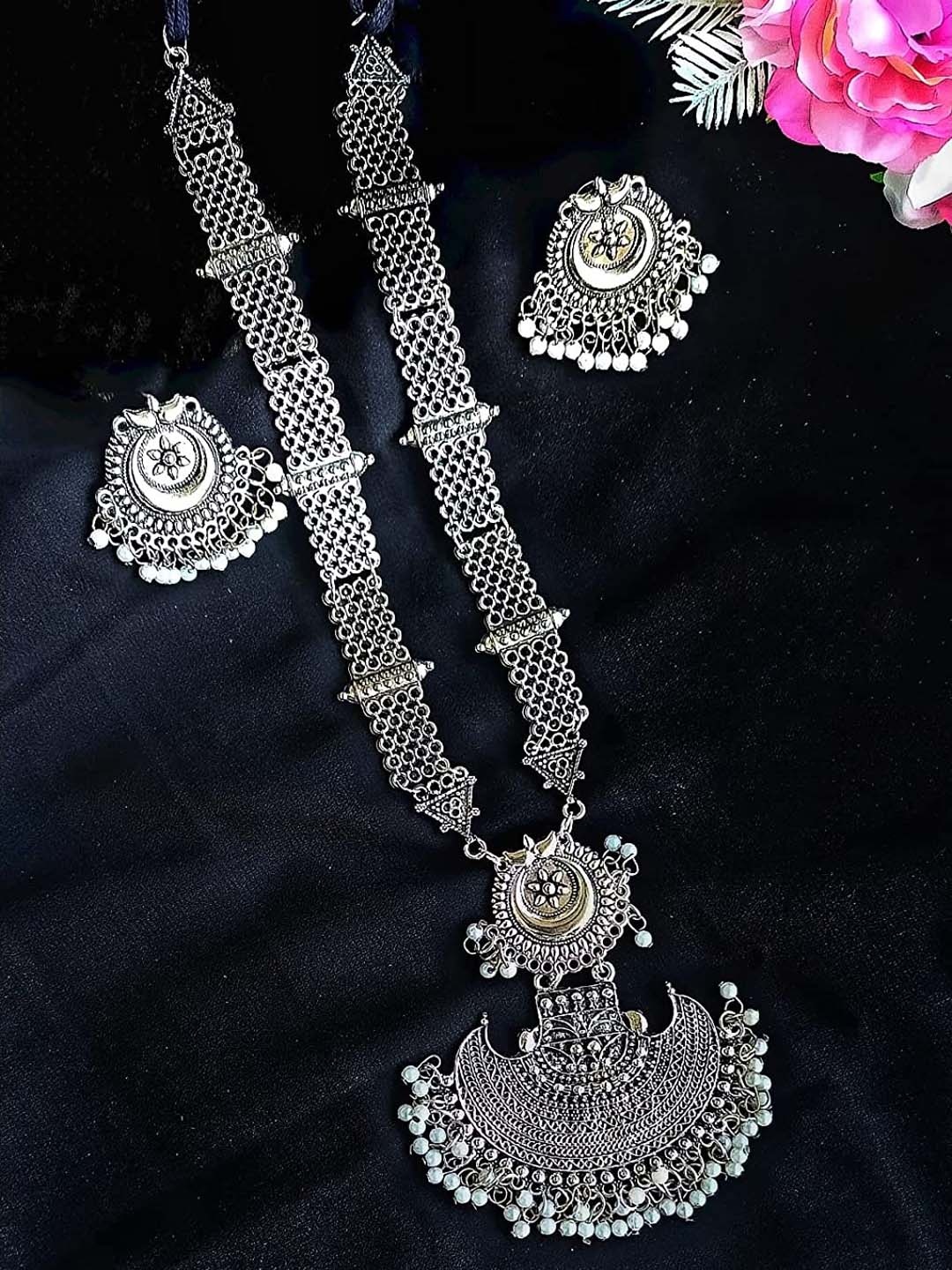 

ANNA CREATIONS Oxidized Silver-Plated Necklace Jewellery Set