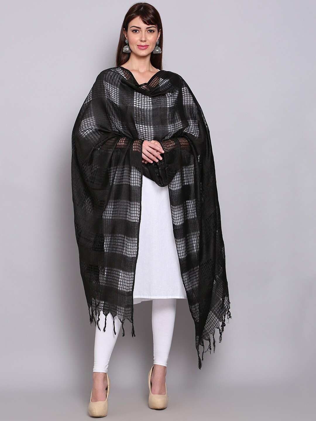 

Miaz Lifestyle Black Checked Pure Cotton Dupatta