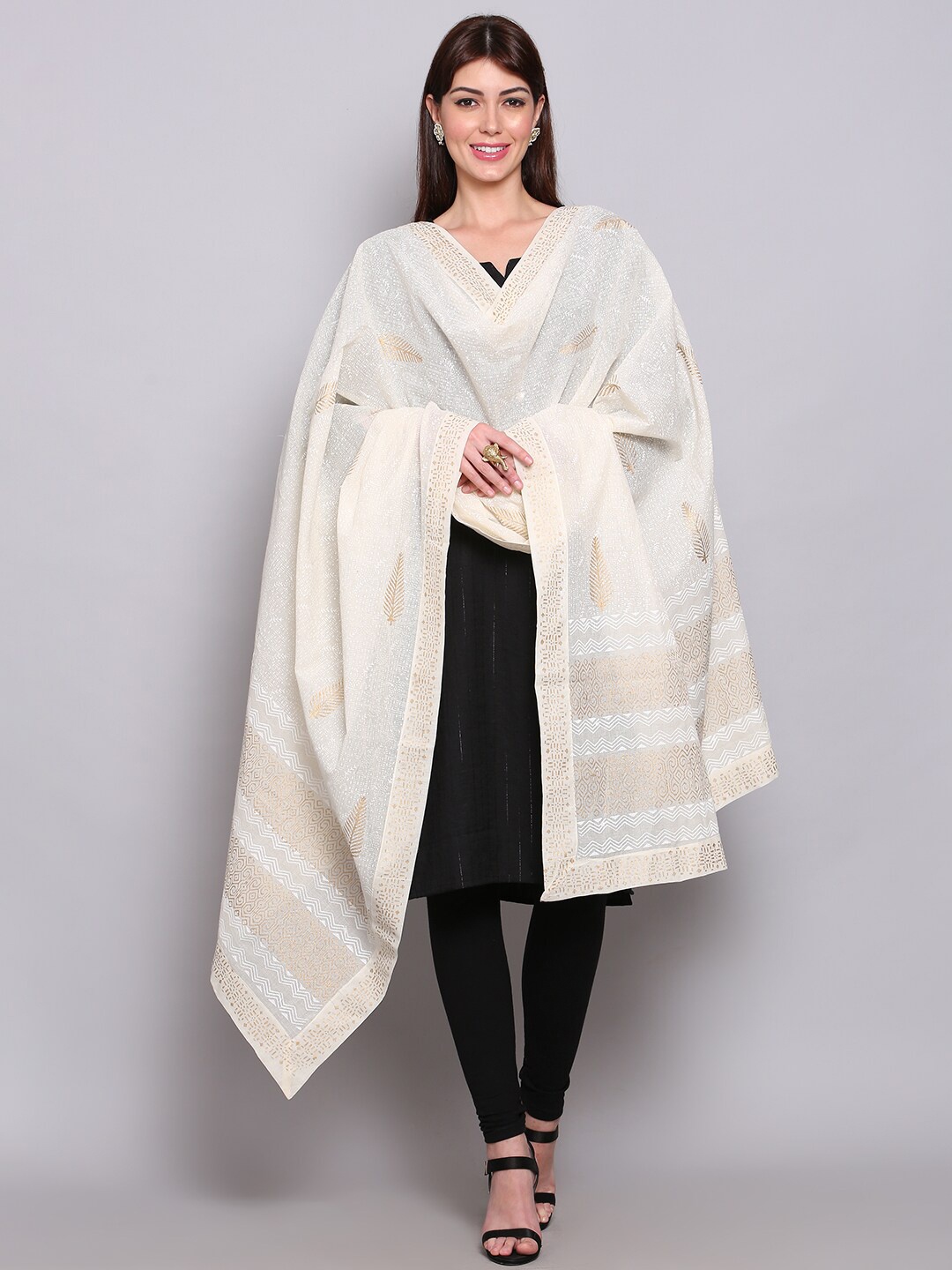 

Miaz Lifestyle Off White & Gold-Toned Ethnic Motifs Printed Pure Cotton Dupatta