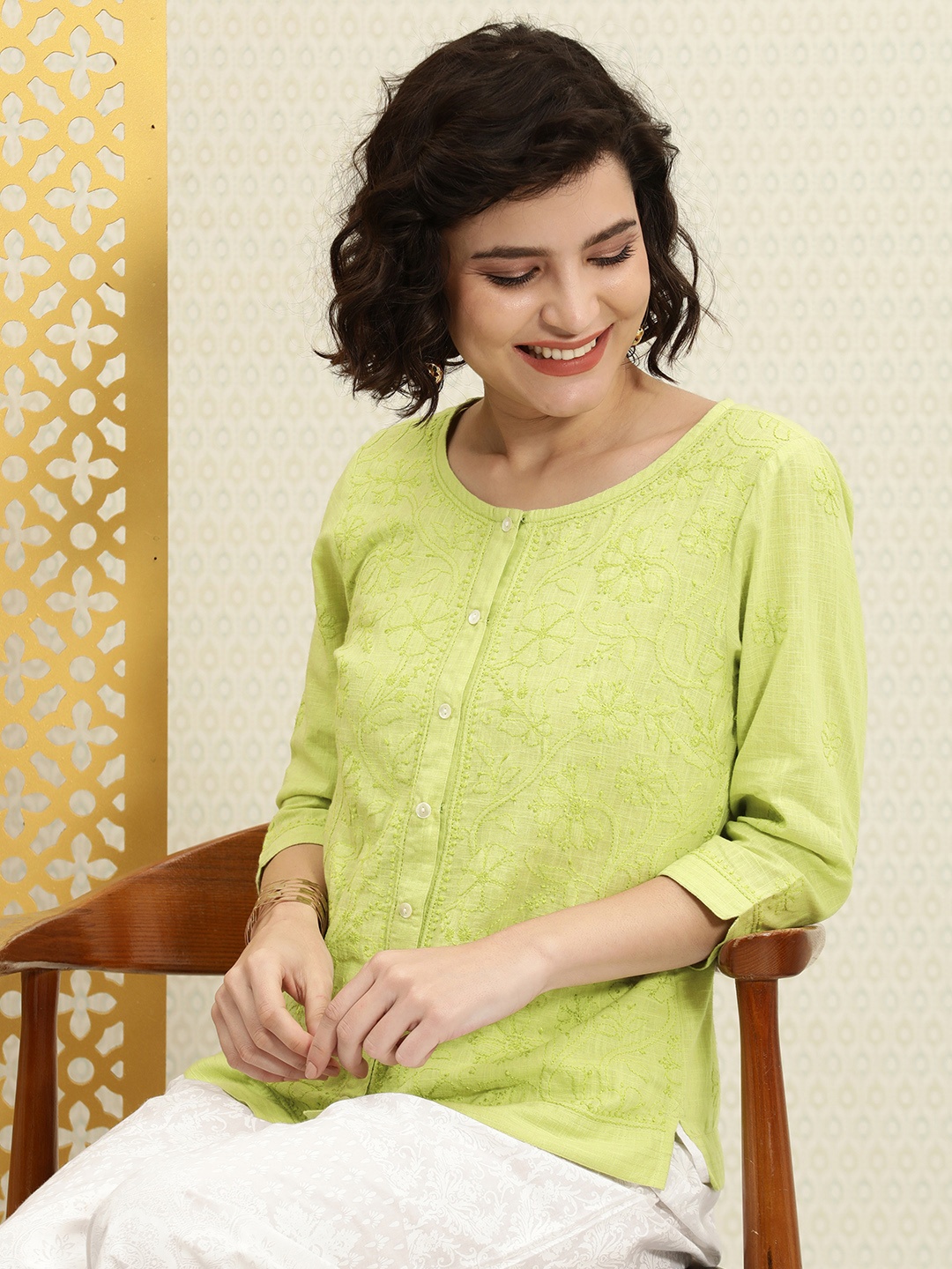 

House of Pataudi Lime Green Floral Chikankari Pure Cotton Rozana Top