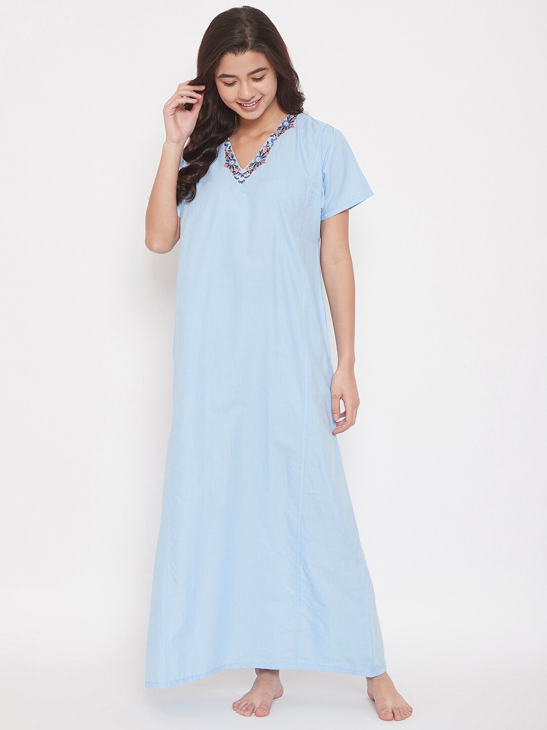 

The Kaftan Company Blue Solid Maxi Nightdress