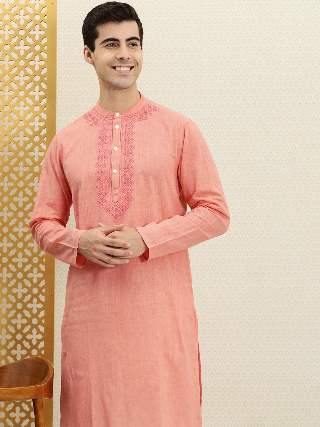 

House of Pataudi Men Peach-Coloured Embroidered Pure Cotton Rozana Straight Kurta