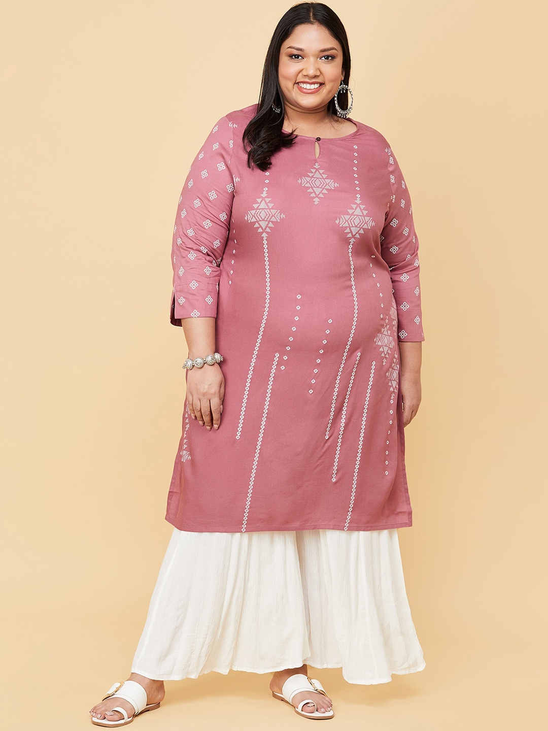 

max Women Plus Size Pink Ethnic Motifs Printed Flared Sleeves Kurta