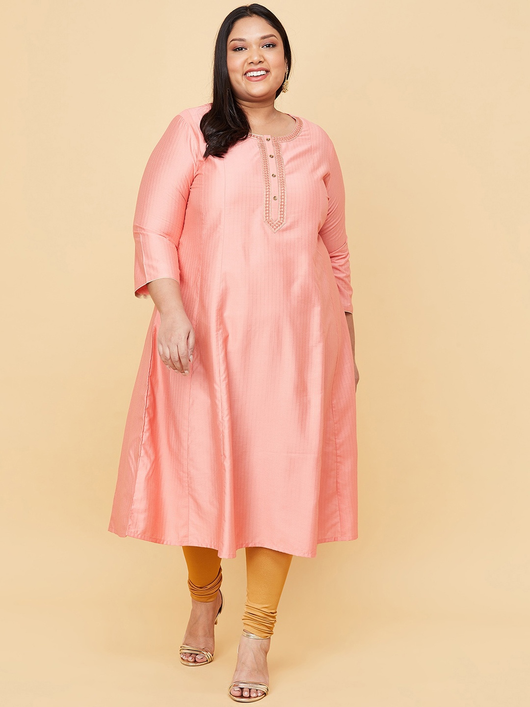 

max Plus Size Women Peach-Coloured Chevron Yoke Design Anarkali Kurta