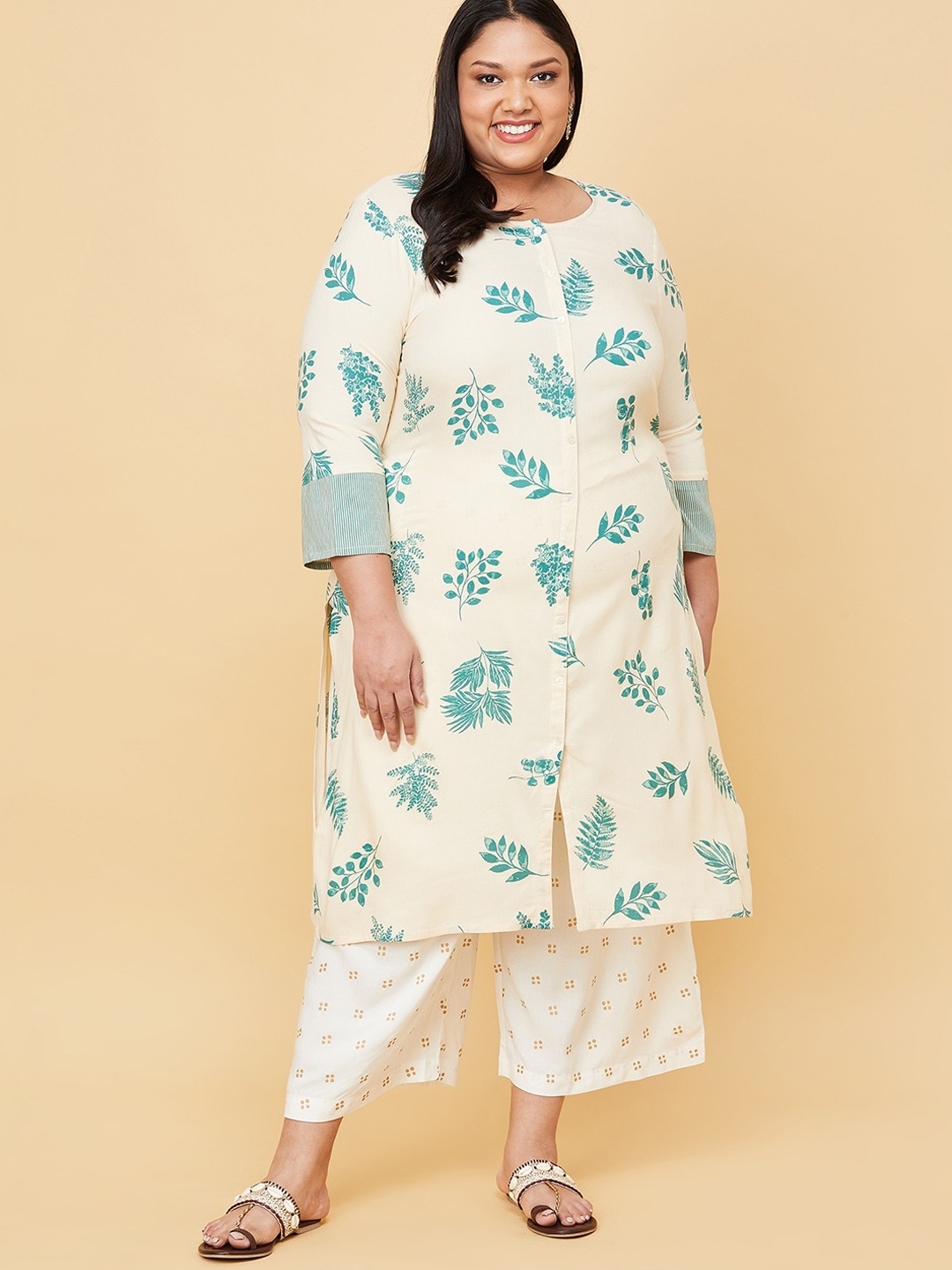 

max Women Plus Size Off White & Sea Green Floral Printed Kurta